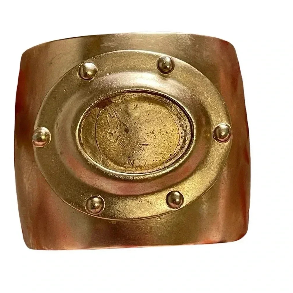 Copper cuff for jewelry maker. Oval designed for a stone.